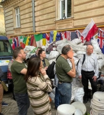 Світова управа Спілки української молоді зустрілася з волонтерами у Львові