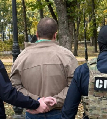У Києві на хабарі затримали посадовця АМКУ