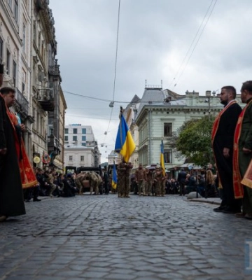 У Львові провели в останню путь трьох воїнів