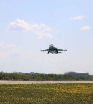 Окупанти випустили чотири авіабомби на Бериславський район Херсонщини, троє людей поранені
