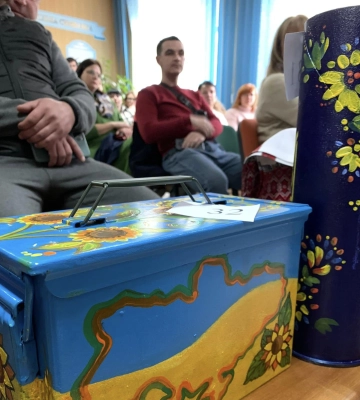 Черкаські школярі зібрали понад сто тисяч гривень під час благодійного аукціону