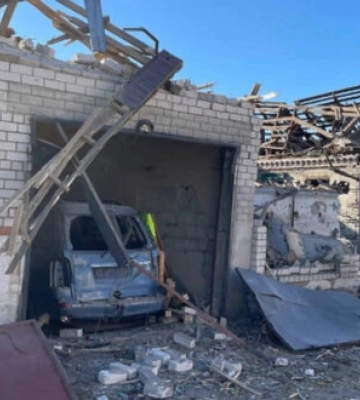 Сутки в Херсонской области: враг попал в жилые кварталы, объект критической инфраструктуры и завод. 2 человека погибли, 14 - ранены