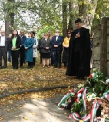 В Ужгороді вшанували 67-му річницю Угорської революції