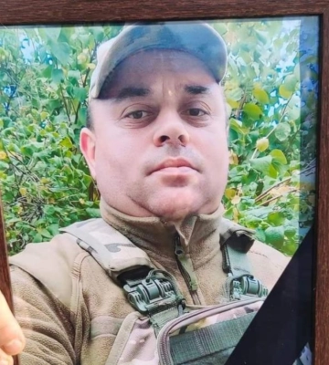 Завжди приходив на допомогу: у Рожищі попрощалися з воїном Володимиром Ніколайчуком
