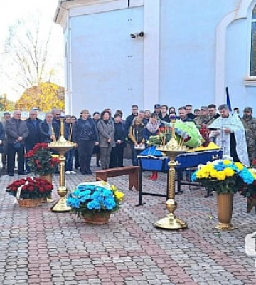 У Кривому Розі попрощалися із загиблим Героєм Ярославом Фалько