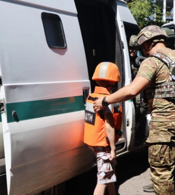 У низці населених пунктів Херсонщини запроваджено примусову евакуацію дітей