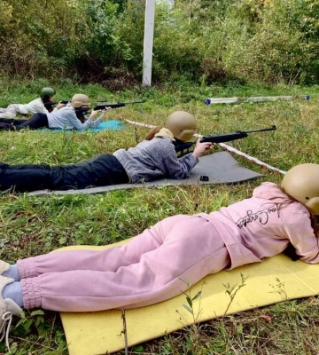 Львівські школярі проходять військові польові навчання у Карпатах