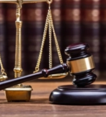 За меми про вчительку суд на Львівщині оштрафував батька школяра