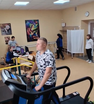 Львівські лікарі отримали сучасне обладнання для реабілітації хворих, - ВІДЕО