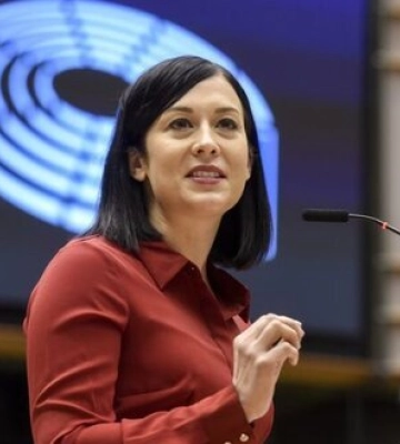 Євродепутатка від Угорщини Каталін Че заявила, що Євросоюзу потрібна перемога України та закликала прискорити й збільшити&amp;hellip;