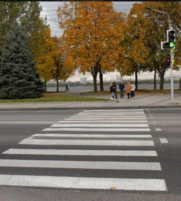 В Днепре заботятся о безопасности водителей и пешеходов