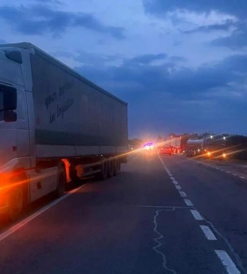 Під колесами вантажівки на Львівщині загинув велосипедист