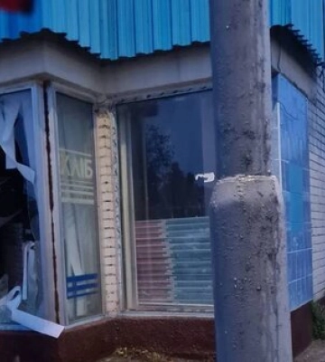 На Хмельниччині внаслідок падіння уламків БПЛА пошкоджено 11 багатоквартирних та 9 приватних будинків, школи та автомобілі