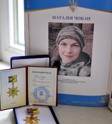 Гордість нації: дві медсестри з Чернівців, які зараз на фронті, отримали нагороди