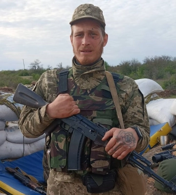 На Одещині попрощаються з військовим, який загинув у бою в Донецькій області