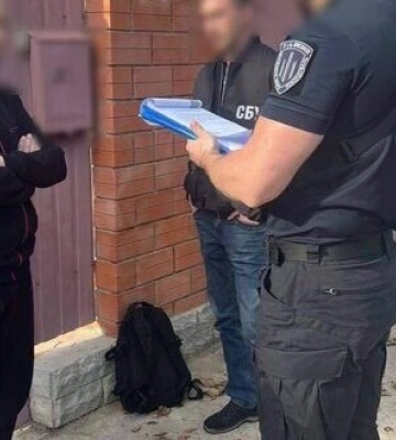 Выехать в Молдову за $5 тыс.: Одесский правоохранитель и его сообщник уличены в незаконной переправке призывников, - Офис Генпрокурора. ФОТОрепортаж