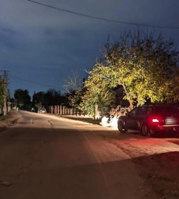 У Рівненському районі 8-річна дитина на самокаті потрапила під колеса легковика