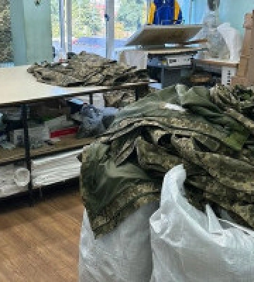 У Києві судитимуть директора підприємства, який &quot;заробив&quot; 35 млн грн на неякісній формі для ЗСУ. Фото