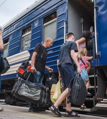На Харківщині готують рішення про примусову евакуацію родин з дітьми з трьох громад