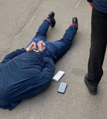 В Києві затримали громадянина РФ, якого підозрюють у вимаганні грошей