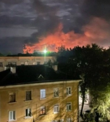 Сотни домов и десятки школ: в Хмельницкой ОГА сообщили о повреждении 1760 объектов в результате российской атаки