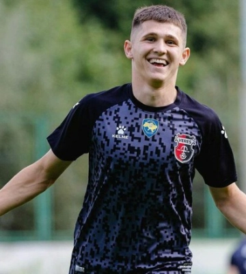 Источник: Динамо и Шахтер интересуются 18-летним воспитанником Вереса