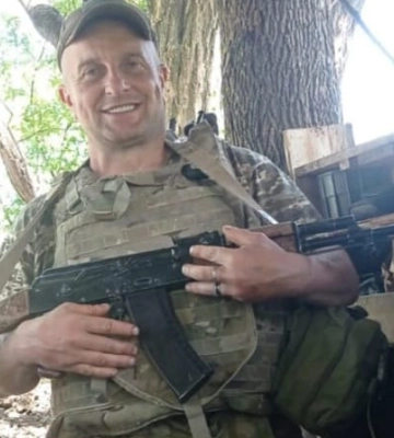 Без чоловіка і батька залишилися дружина та донька: на війні загинув 43-річний волинянин Володимир Карпук