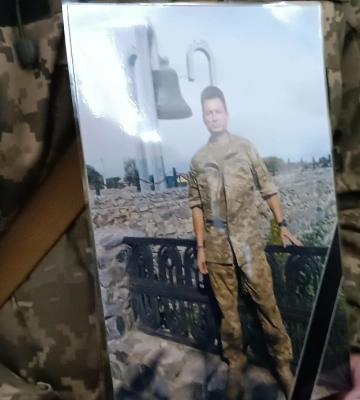 У Полтаві зараз проводять в останню путь трьох полеглих захисників