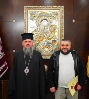 За відбудову історичної церкви в Прилуках благодійник отримав нагороду від ПЦУ