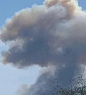 Росіяни обстріляли транспортне підприємство у Херсоні, є поранений
