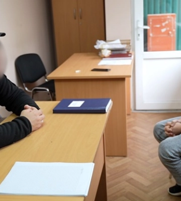 Під Одесою знайшли зв'язаного чоловіка: його побили та вивезли в поле