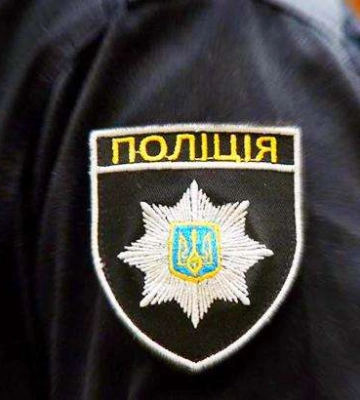 Пограбували чоловіка та влаштували відпочинок за його кошти – миколаївські поліцейські оперативно розшукали трійцю зловмисників