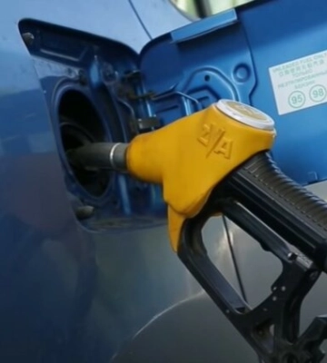 АЗС Одеській та Львівській областях оновили ціни на пальне: скільки коштують бензин, дизель та автогаз