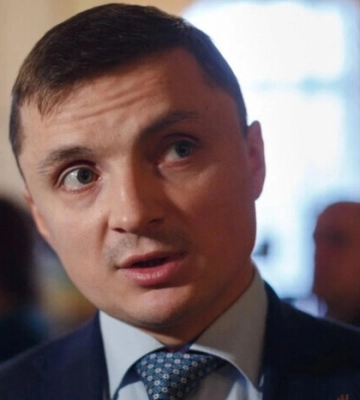 Депутаты уволили главу Тернопольского облсовета Михайла Головко