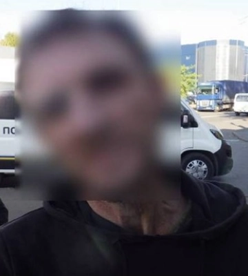 У Києві затримали чоловіка з бойовою гранатою в сумці