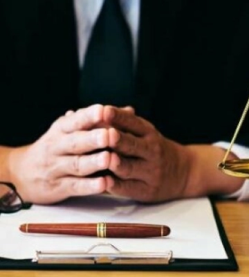 У Полтавській ОВА надають безкоштовні юридичні консультації ветеранам та членам їхніх сімей: як звернутися