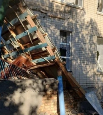 Унаслідок ворожих обстрілів Херсонщини є влучання у медичний та навчальний заклади, загинула людина