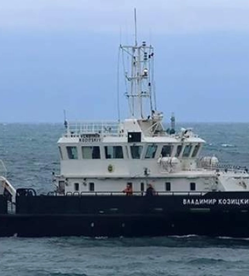 У Криму підірвався протимінний корабель росіян