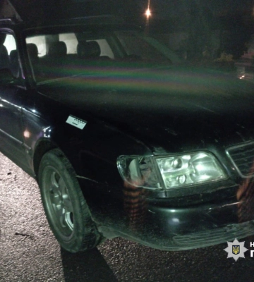 Йшов через дорогу не на переході: у Луцьку чоловік потрапив під колеса Audi