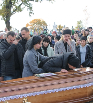 На Волині попрощалися з 29-річним воїном Віктором Войтком