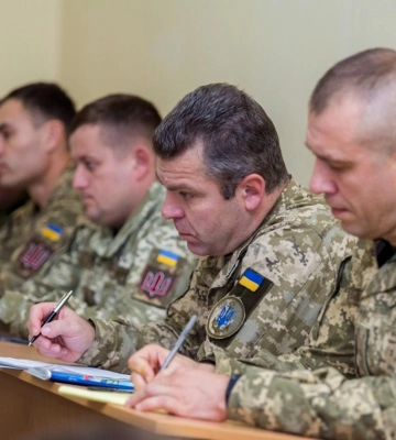 Викладачів для навчальних закладів Міноборони готуватимуть за стандартами НАТО