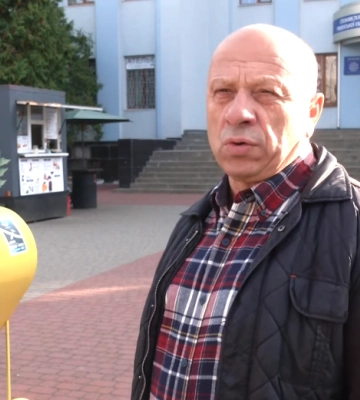 Рівняни здають кришечки, щоб купити зброю ЗСУ