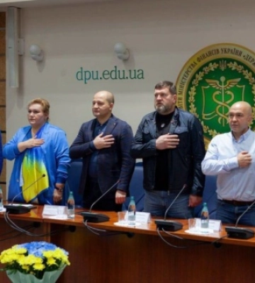 В Ірпені відкрили клініку, де безоплатно протезуватимуть кисті військовим