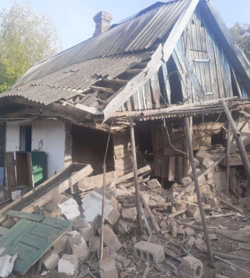 Окупанти вдарили по Нікополю з артилерії: постраждав 5-річний хлопчик і жінка. Фото