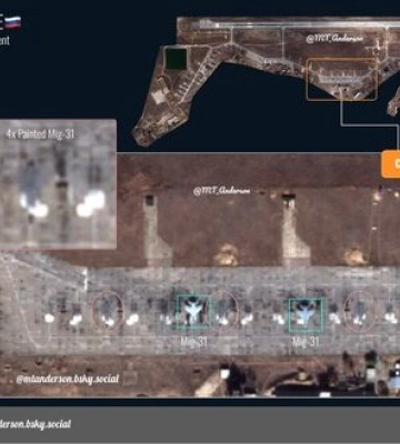 Россияне нарисовали на аэродроме Бельбек в оккупированном Крыму граффити 4 истребителей. ФОТО со супутника