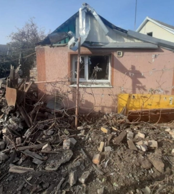 Окупанти вдарили по Нікополю з артилерії: постраждав 5-річний хлопчик і жінка. Фото