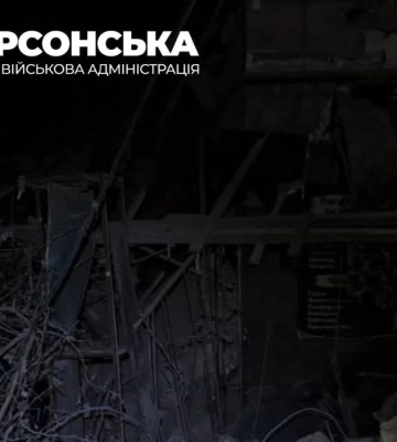 Російські військові обстріляли центр Херсона, є поранені