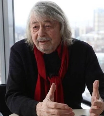 Помер автор відомих столичних мозаїк – художник Анатолій Гайдамака
