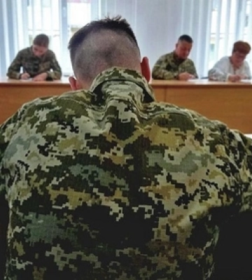 Долучилися прикордонники, переселенці, освітяни та студенти: як писали радіодиктант у Луцьку (відео)