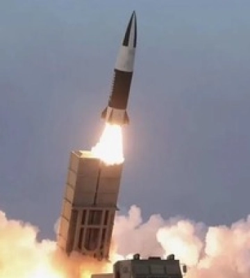 Это могла быть ATACMS: в сети показали боеприпасы с места &quot;бавовны&quot; в Бердянске, фото